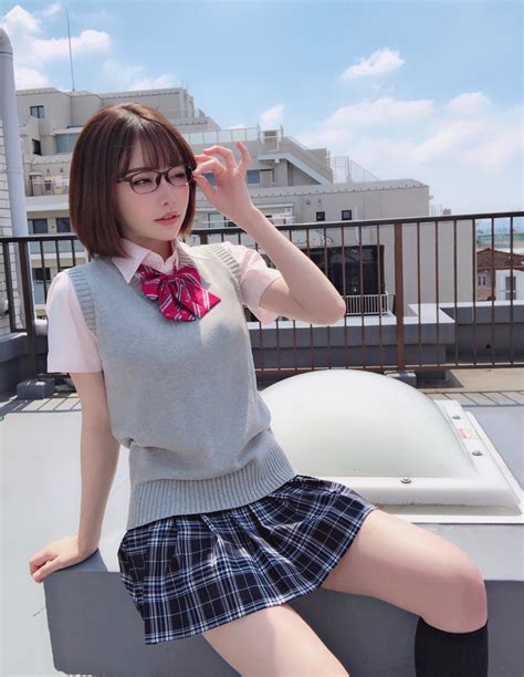 eimi fukuda|深田えいみ .